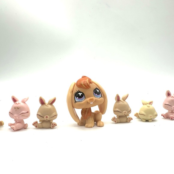 Littlest Pet Shop Other - Littlest Pet Shop FIGURES LOT of 7 Bunnies # 480 New Born Babies